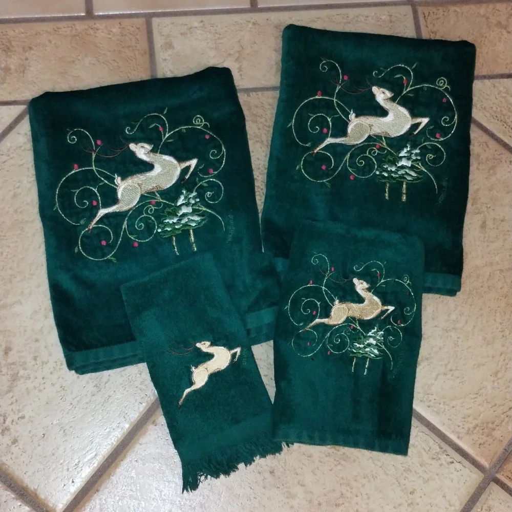 Christmas Towels